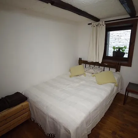 펜션 Pisanata House